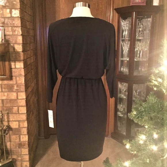 Beautiful Black Cold Shoulder Dress - Picture 4 of 7